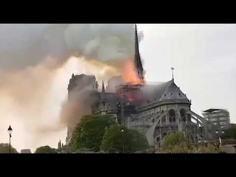 Muslims Notre Dame Fire screaming allahu akbar